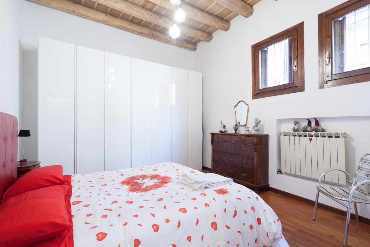 Apartamento Residenza Principe Amedeo Verona Exterior foto