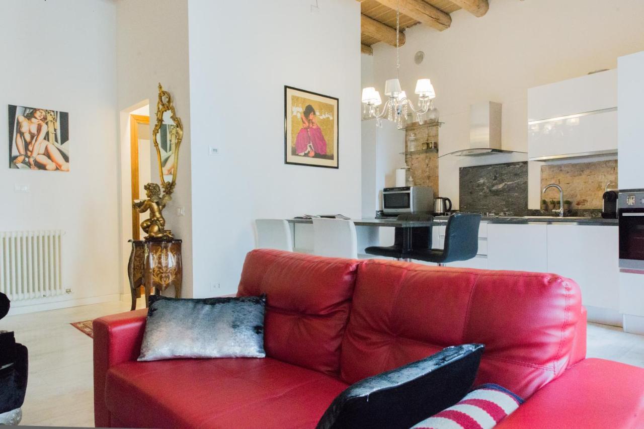 Apartamento Residenza Principe Amedeo Verona Exterior foto