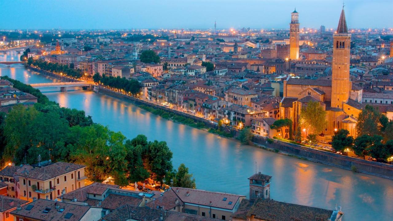 Apartamento Residenza Principe Amedeo Verona Exterior foto